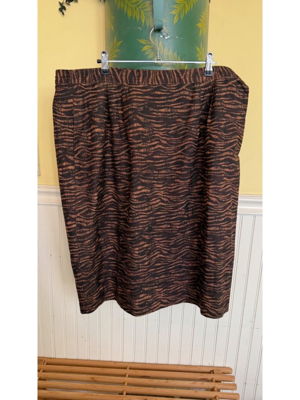 Vintage 90s Tiger Stripe Print Skirt With Pockets Elastic Waistband Lightweight